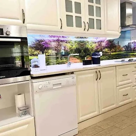 Ayvilla 1 Garden Floor With Garden Use, Sea View