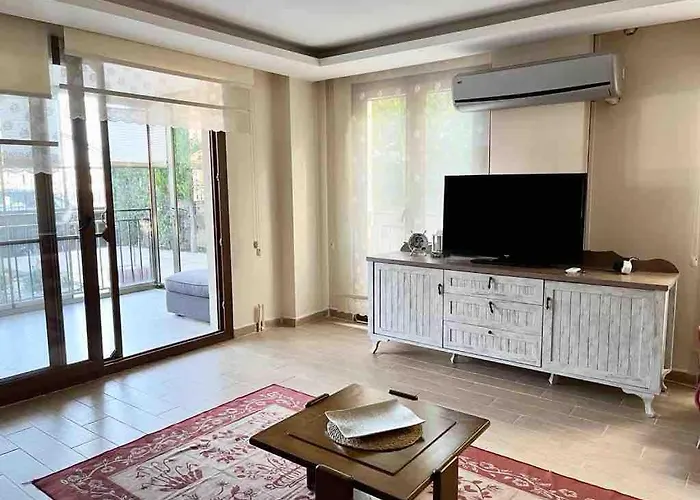 Ayvilla 1 Garden Floor With Garden Use, Sea View Апартаменты Айвалык