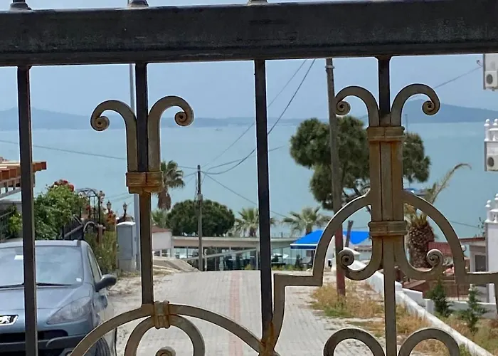 Ayvilla 1 Garden Floor With Garden Use, Sea View Апартаменты *