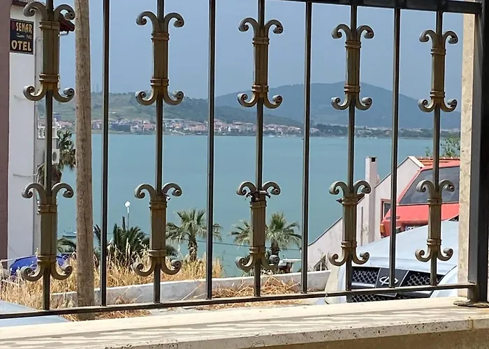 Ayvilla 1 Garden Floor With Garden Use, Sea View Апартаменты